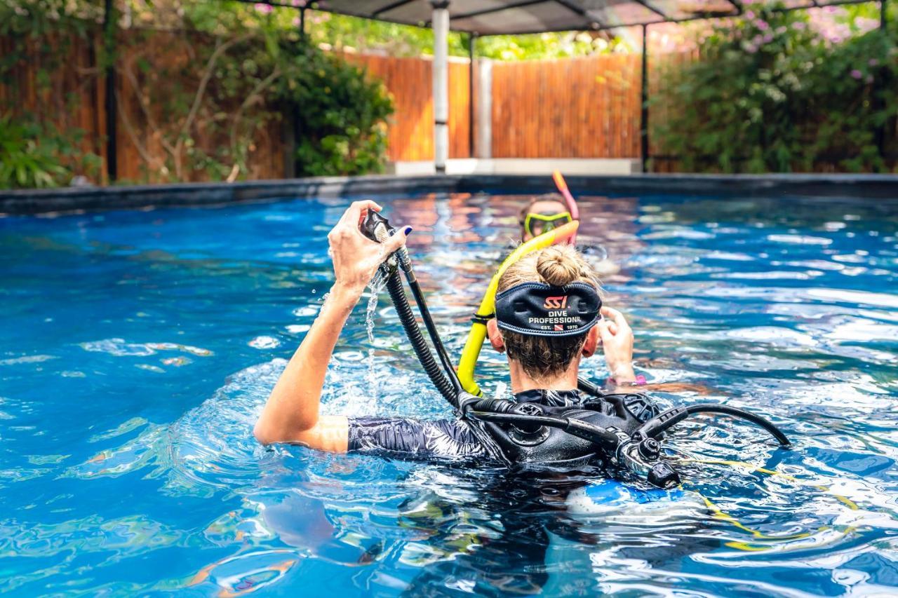 Manta Dive Gili Air Resort Eksteriør billede